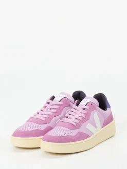 Veja – Sneaker aus Leder in Flieder