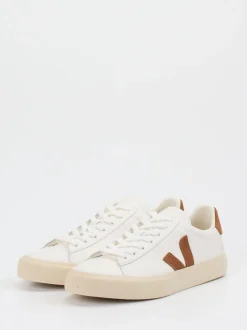 Veja – Sneaker aus Leder mit Veloursdetails Off-White