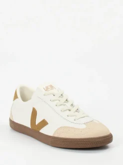 VEJA – Sneaker aus Leder und Velours in Creme