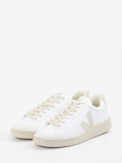 VEJA – Sneaker aus veganem Leder in Weiß