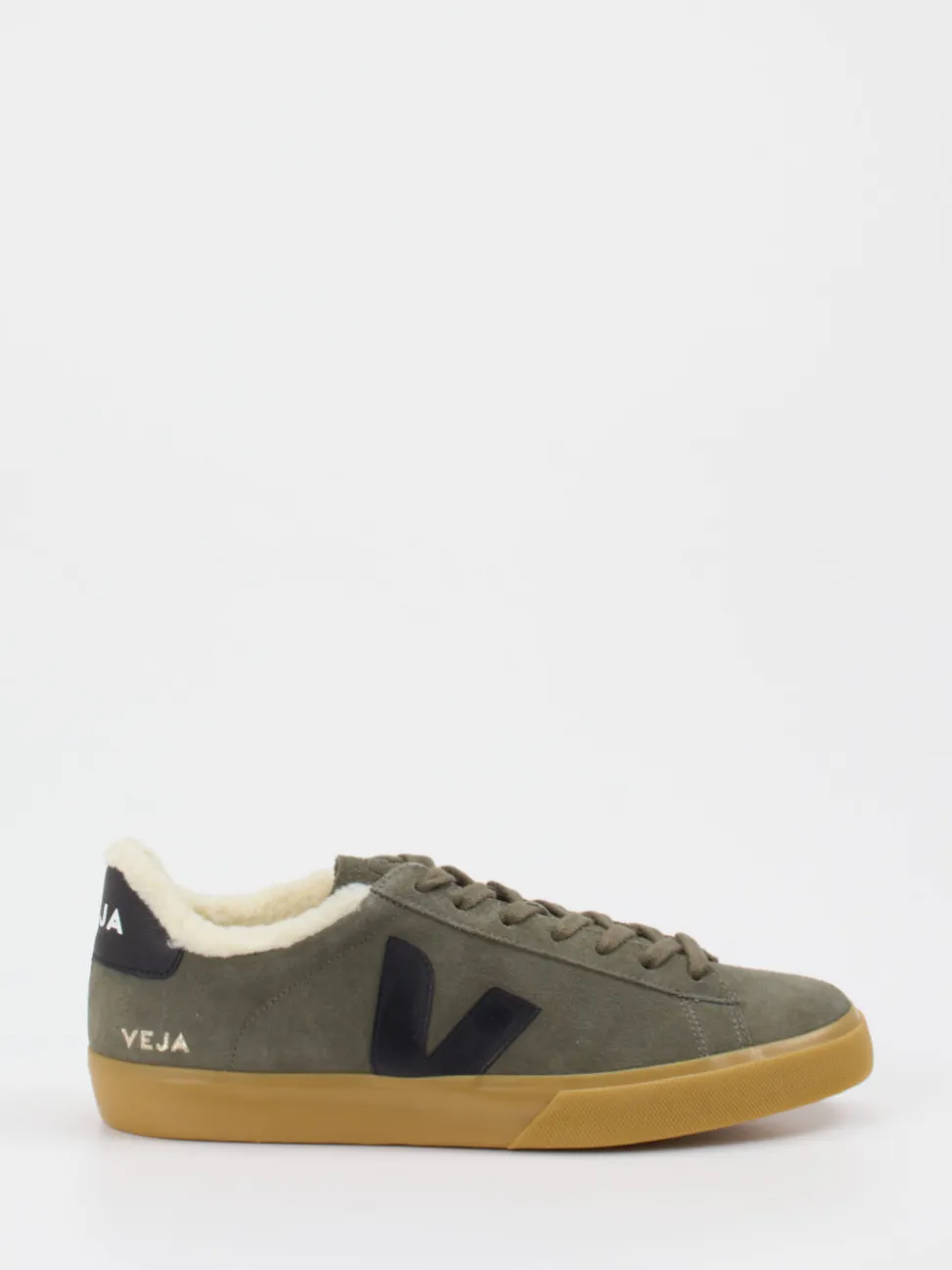 VEJA – Sneaker aus Veloursleder in Olivgrün
