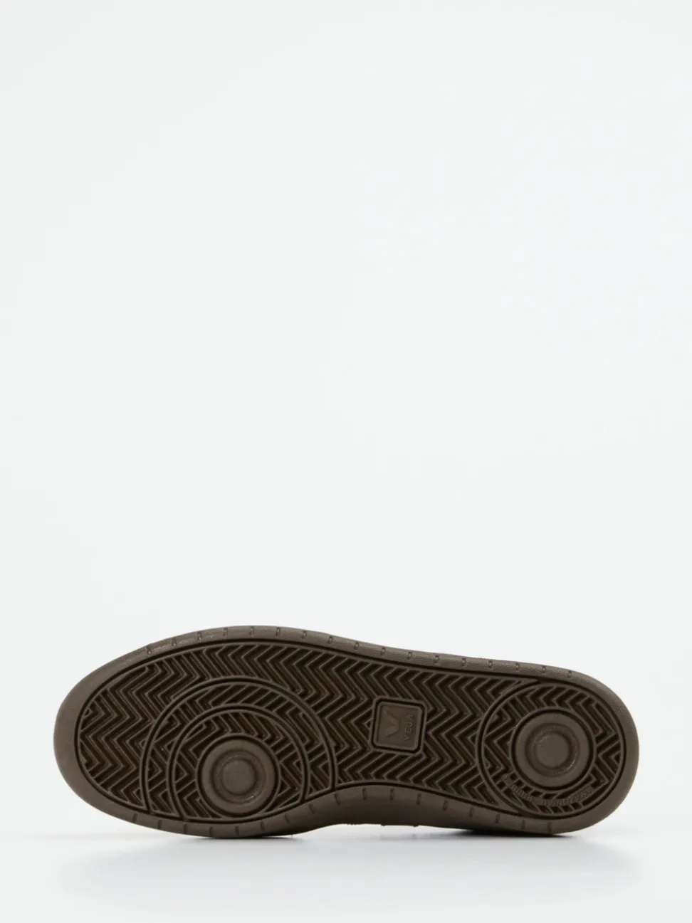 VEJA – Sneaker aus Veloursleder in Braun