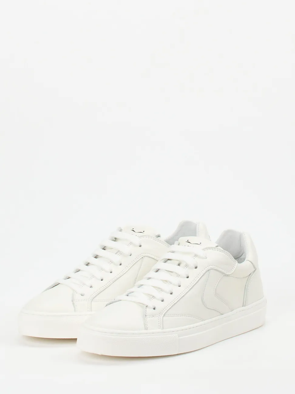 Voile Blanche – Sneaker aus Kalbleder in Offwhite
