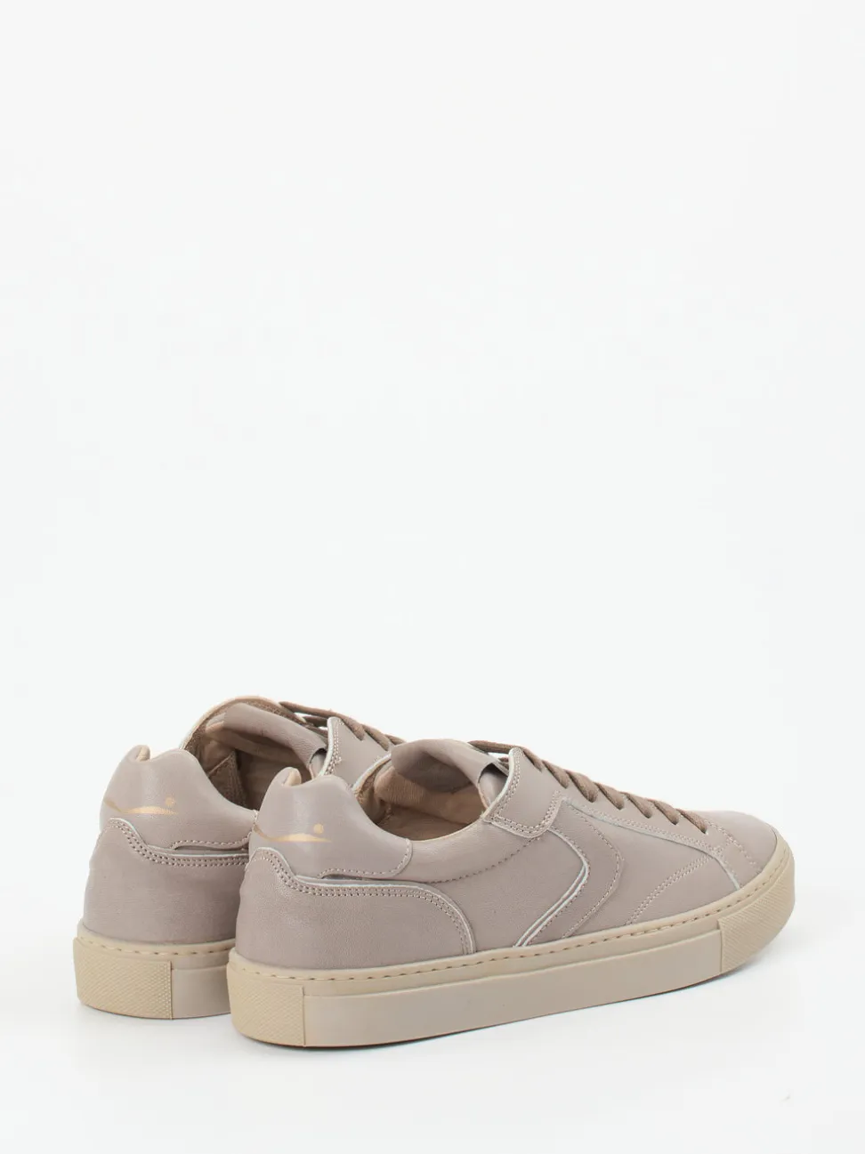 Voile Blanche – Sneaker aus Kalbleder in Taupe