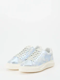 Voile Blanche – Sneaker aus Metallicleder hellblau