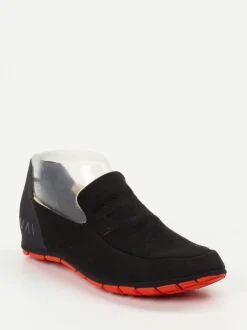 Wai – Slipper aus Synthetik mit roter Flexsohle
