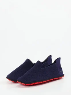Wai – Slipper aus Wollfilz in Dunkelblau