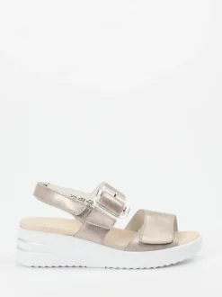 Waldläufer – Komfort-Sandale aus Metallicleder beige