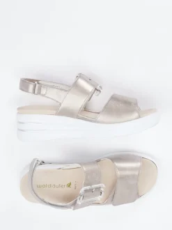 Waldläufer – Komfort-Sandale aus Metallicleder beige