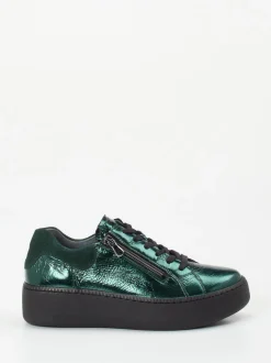 Waldläufer – Plateau-Sneaker aus Metallicleder grün