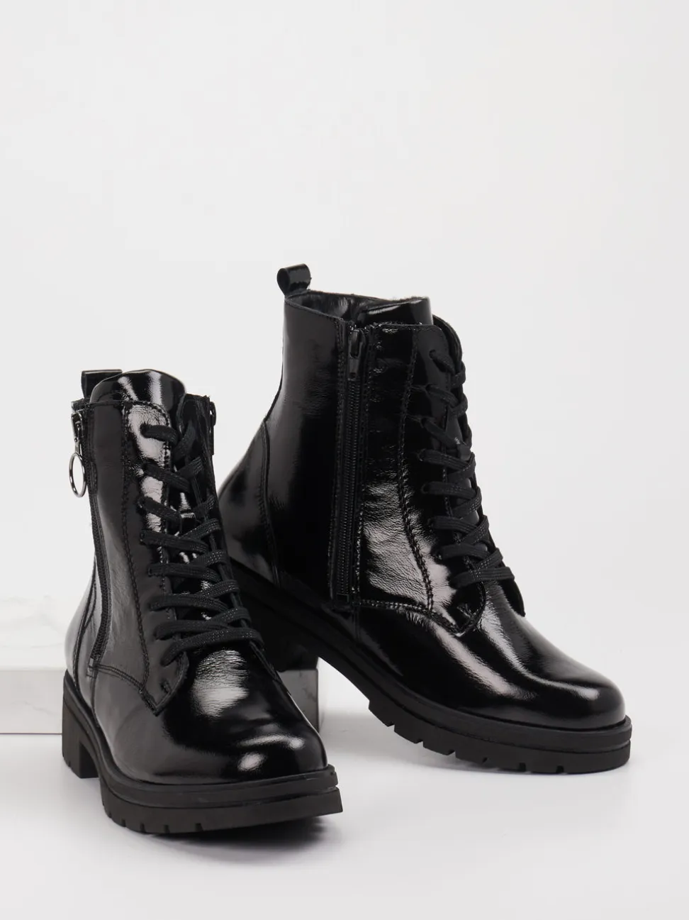 Waldläufer – Stiefeletten aus Lackleder Schwarz
