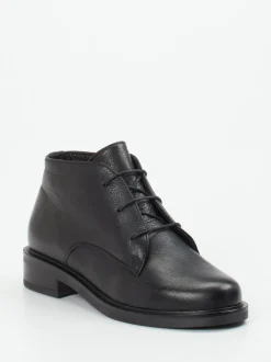 Werner – Desert Boots aus Lammleder Schwarz