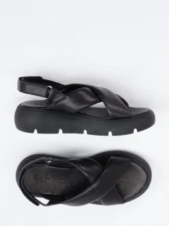 Werner – Plateau-Sandalen aus Kalbleder schwarz