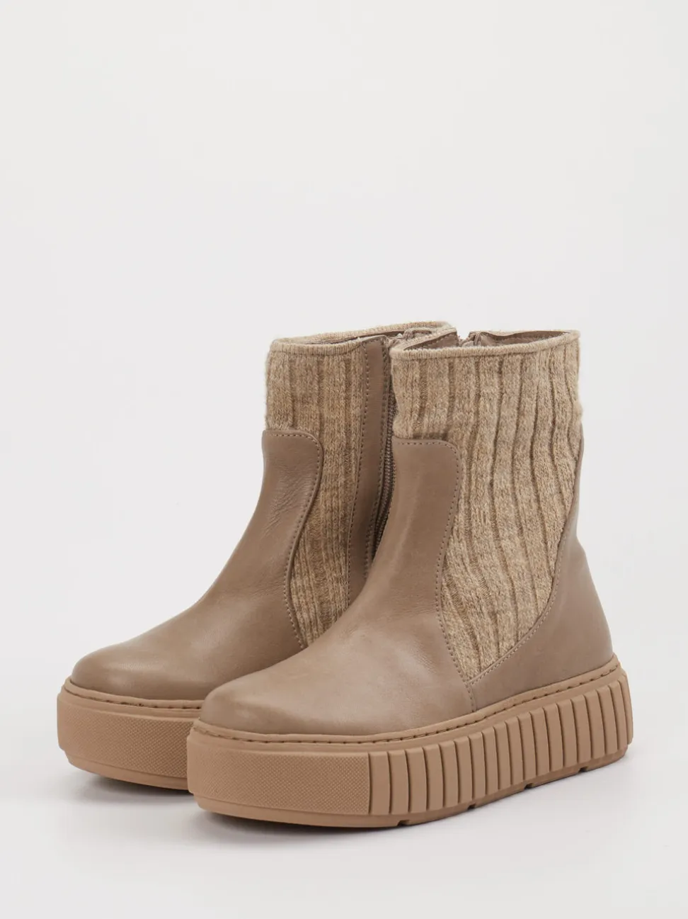 Werner – Stiefeletten aus Leder mit Strickdetail