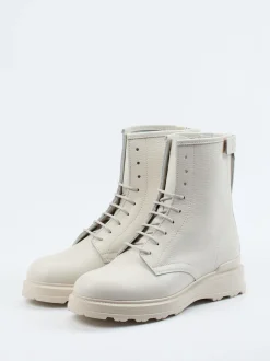Woolrich – Schnürboots aus Kalbleder cremeweiß