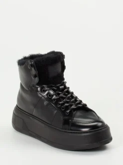 Woolrich – Schnürboots aus Hochglanzleder schwarz