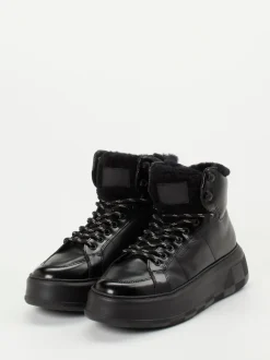 Woolrich – Schnürboots aus Hochglanzleder schwarz