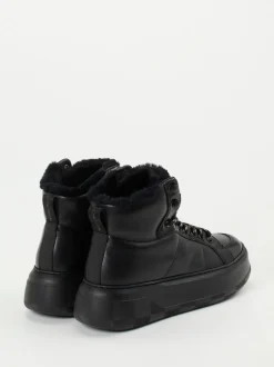 Woolrich – Schnürboots aus Hochglanzleder schwarz